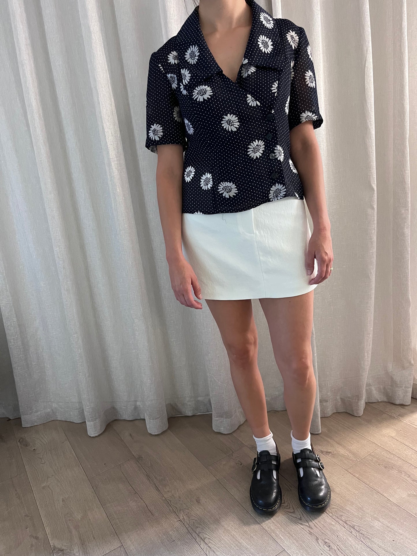 VINTAGE DAISY TOP